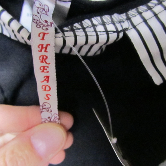 Threads Halter dress - Picture 7 of 7